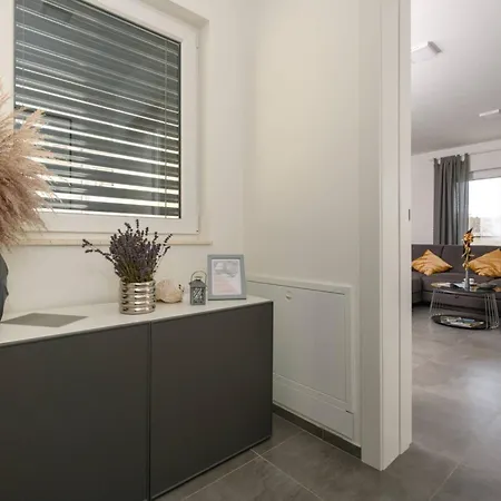 Dora 3 In Kastanjer By Interhome Appartamento