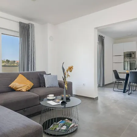 Appartamento Dora 3 In Kastanjer By Interhome *