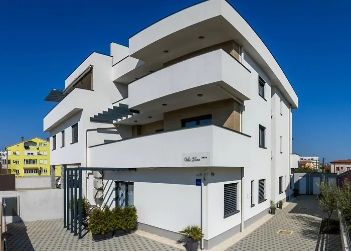 Dora 3 In Kastanjer By Interhome Apartment