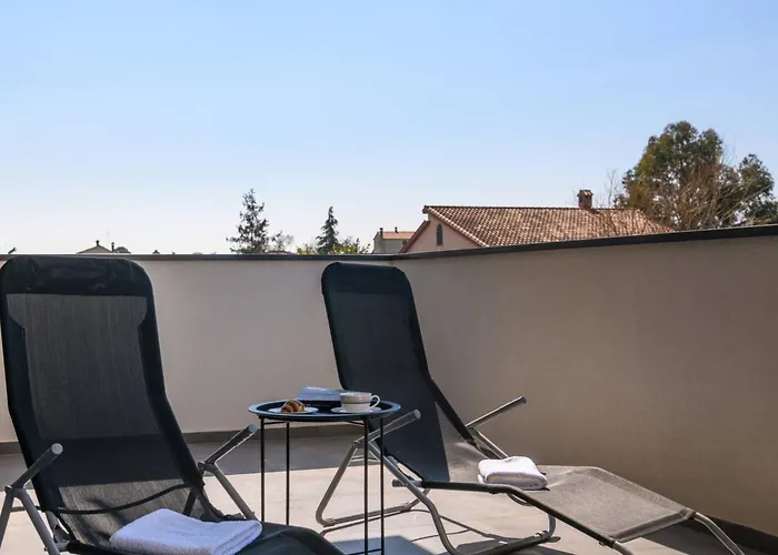 Dora 3 In Kastanjer By Interhome